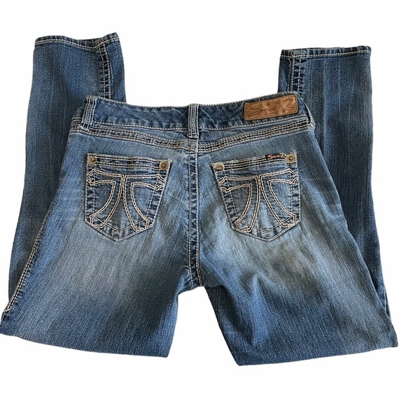 Seven7 Straight Leg Jeans - Picture 4 of 11